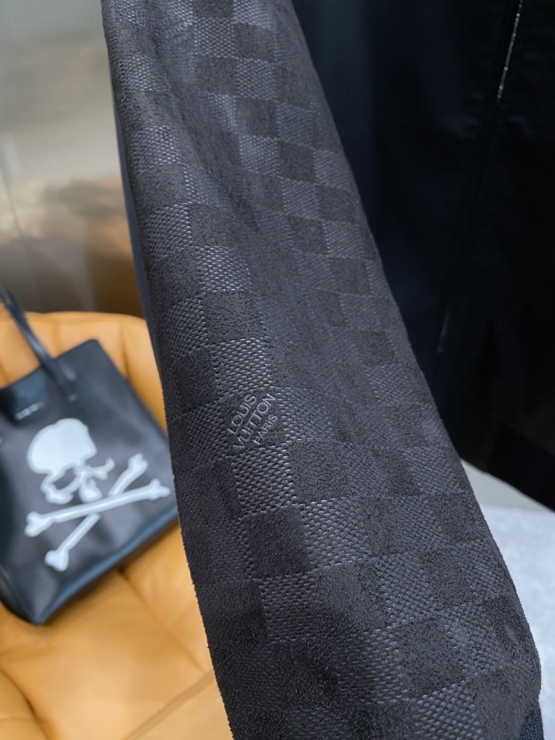 l0vis Vvtt0n outwear